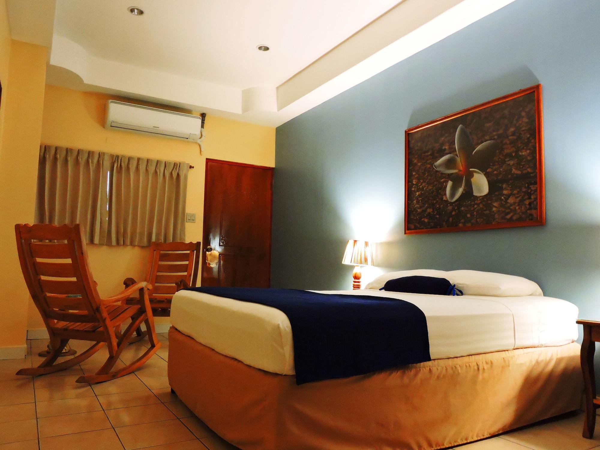 Hotel Xolotlan Манагуа Экстерьер фото